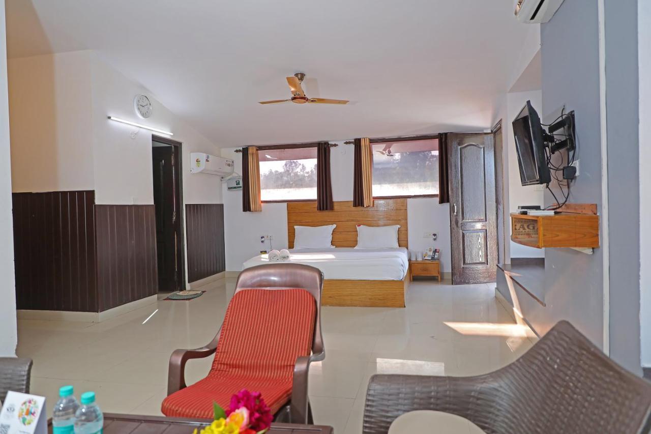 Corbett Treat Resort Rāmnagar Exterior photo