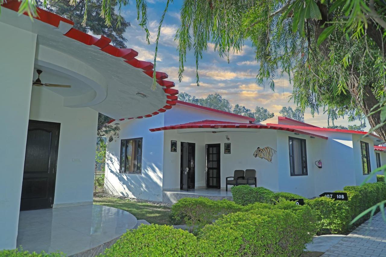 Corbett Treat Resort Rāmnagar Exterior photo