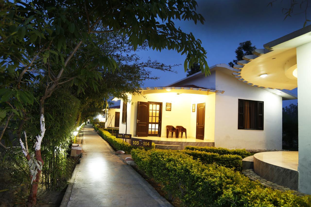 Corbett Treat Resort Rāmnagar Exterior photo
